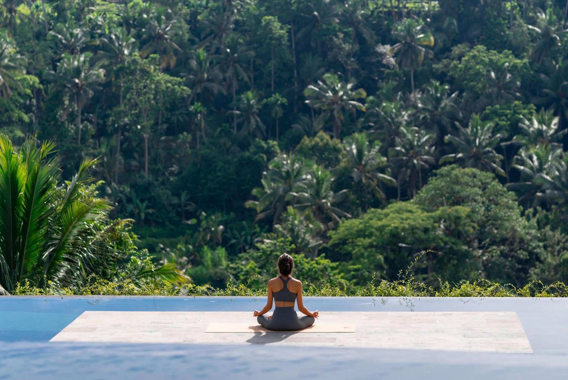 faire du yoga a bali