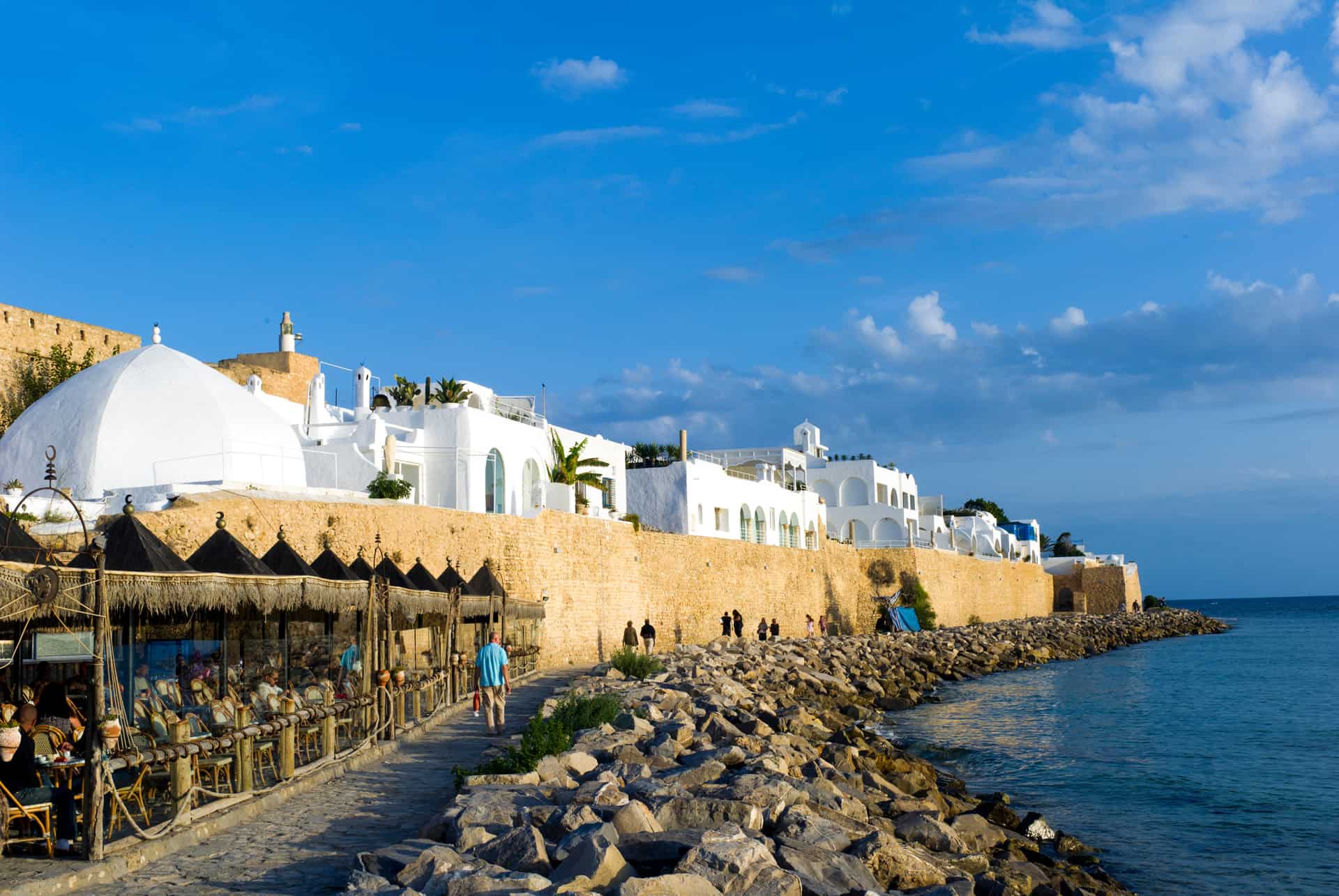 exterieur de la kasbah de hammamet