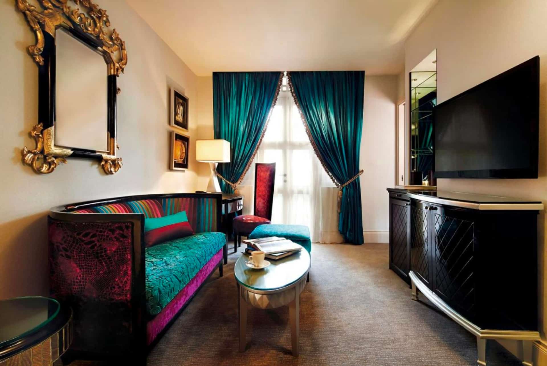 the scarlet singapore