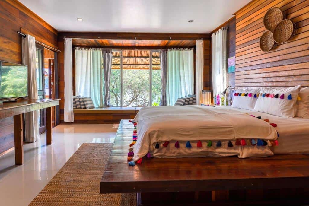 cookies salad resort