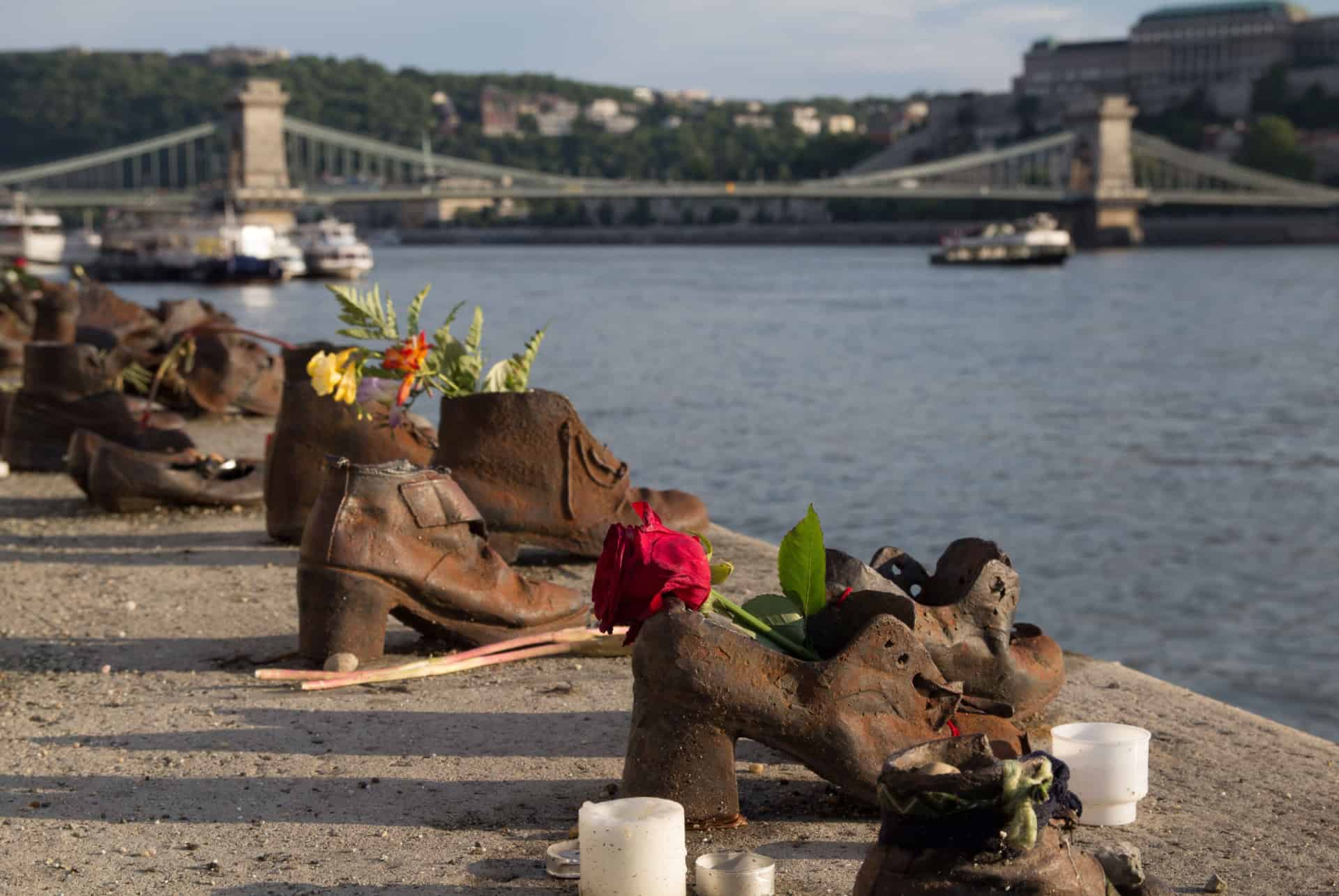 memorial des chaussures du danube à budapest