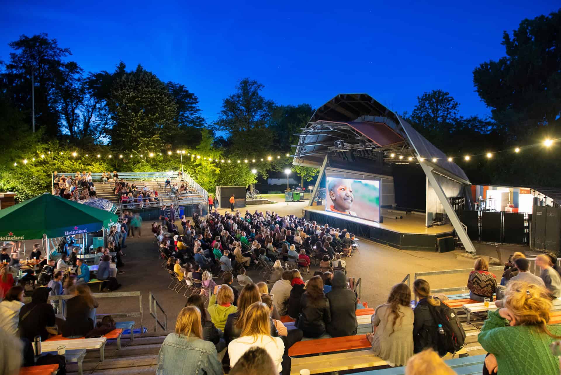 cinema plein air amsterdam juillet