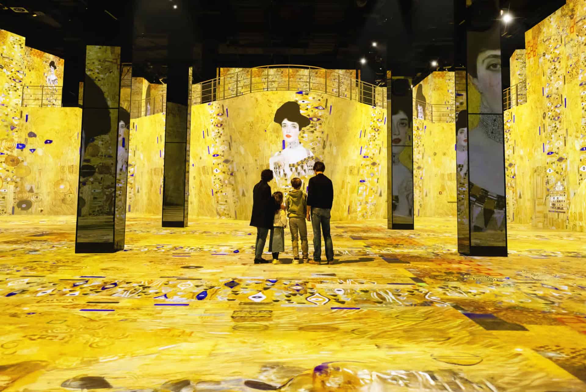 port des lumieres klimt et hundertwasser