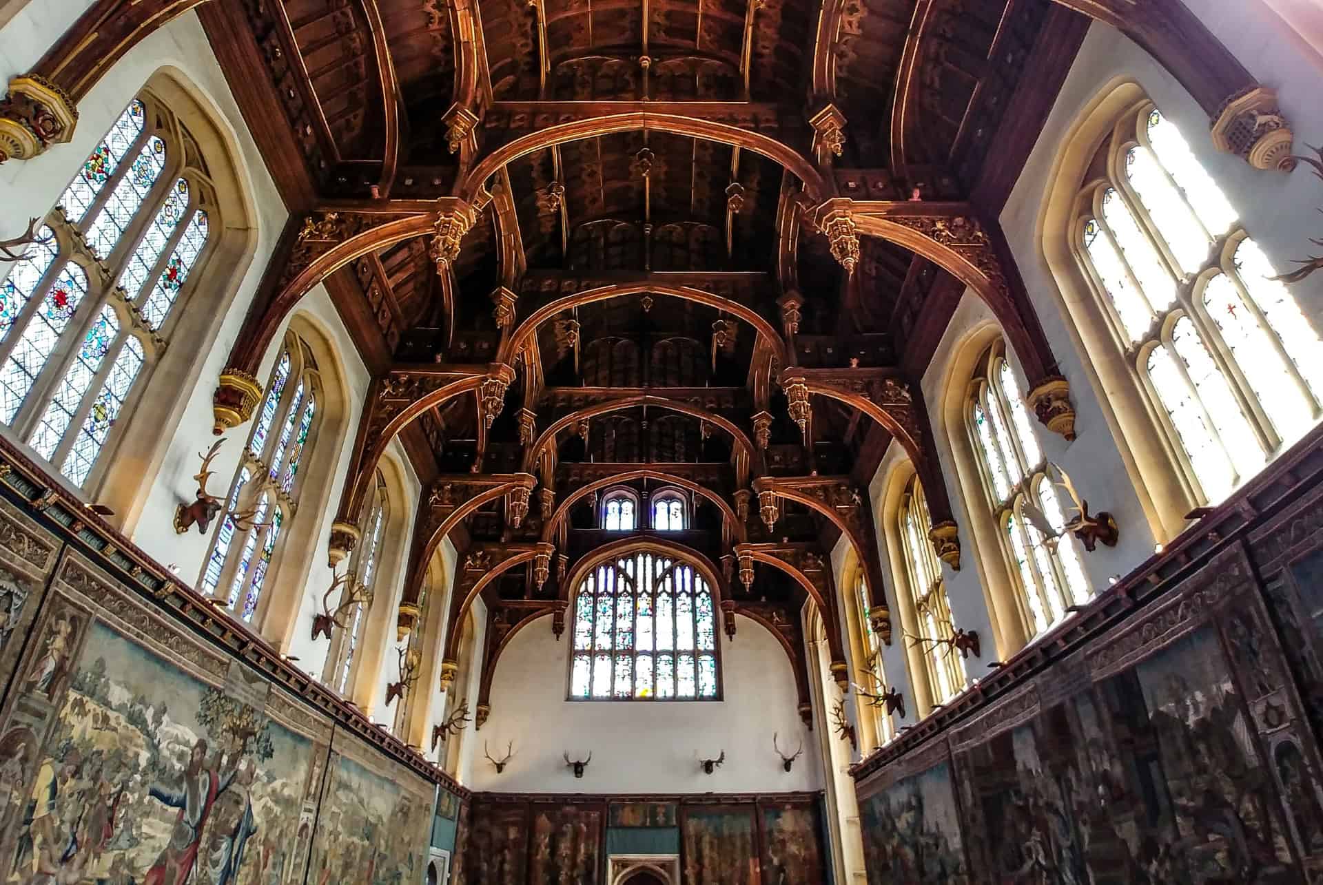 plafond dans le palais de hampton court