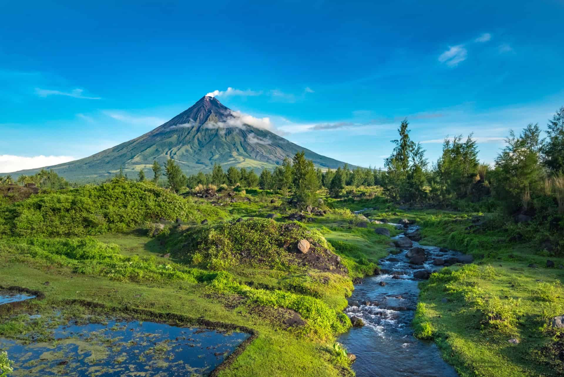 volcan mayon à luçon