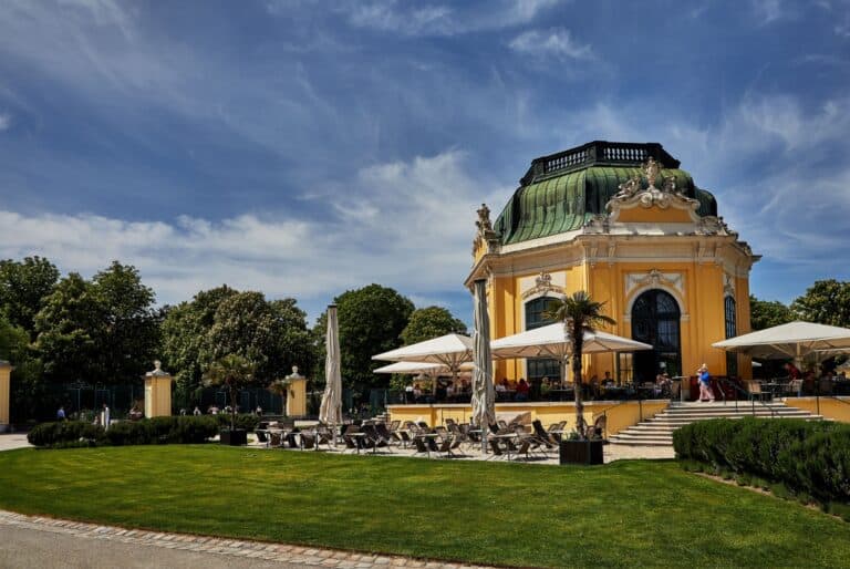 Visite guidée du château en coupe-file avec déjeuner