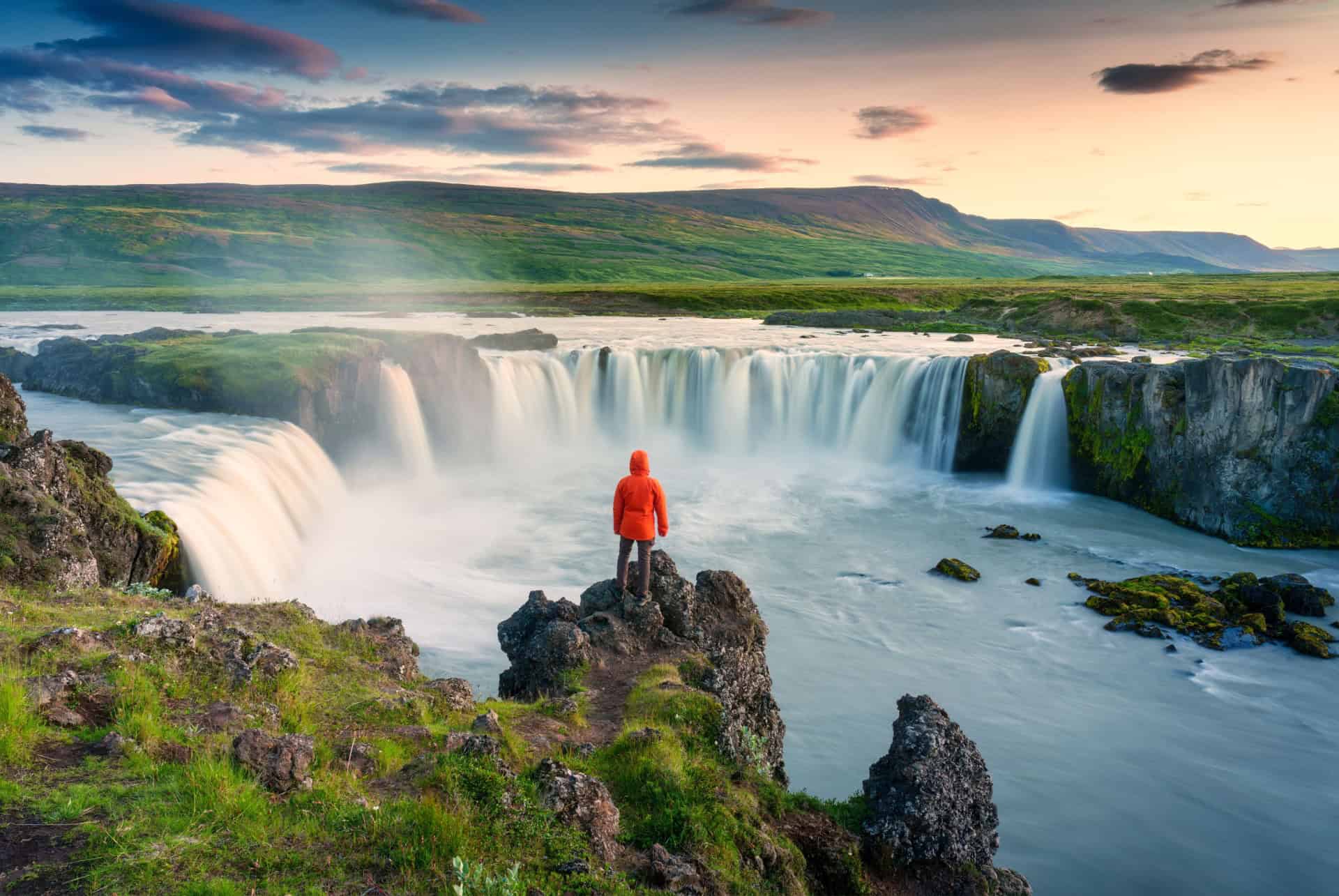 cascade godafoss islande