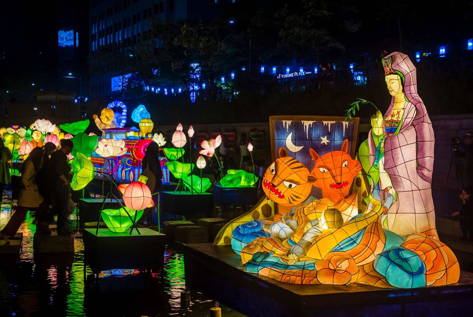 quand partir a seoul pour le lotus lantern festival