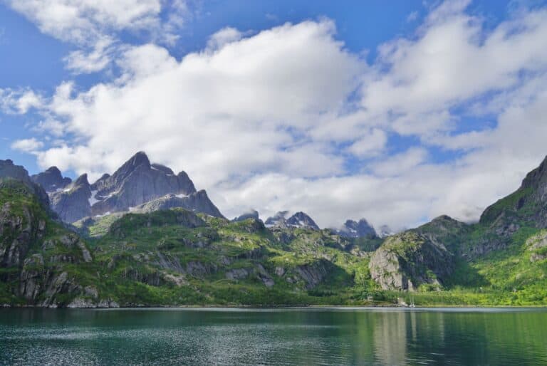 Croisière dans les îles Lofoten et le Trollfjord