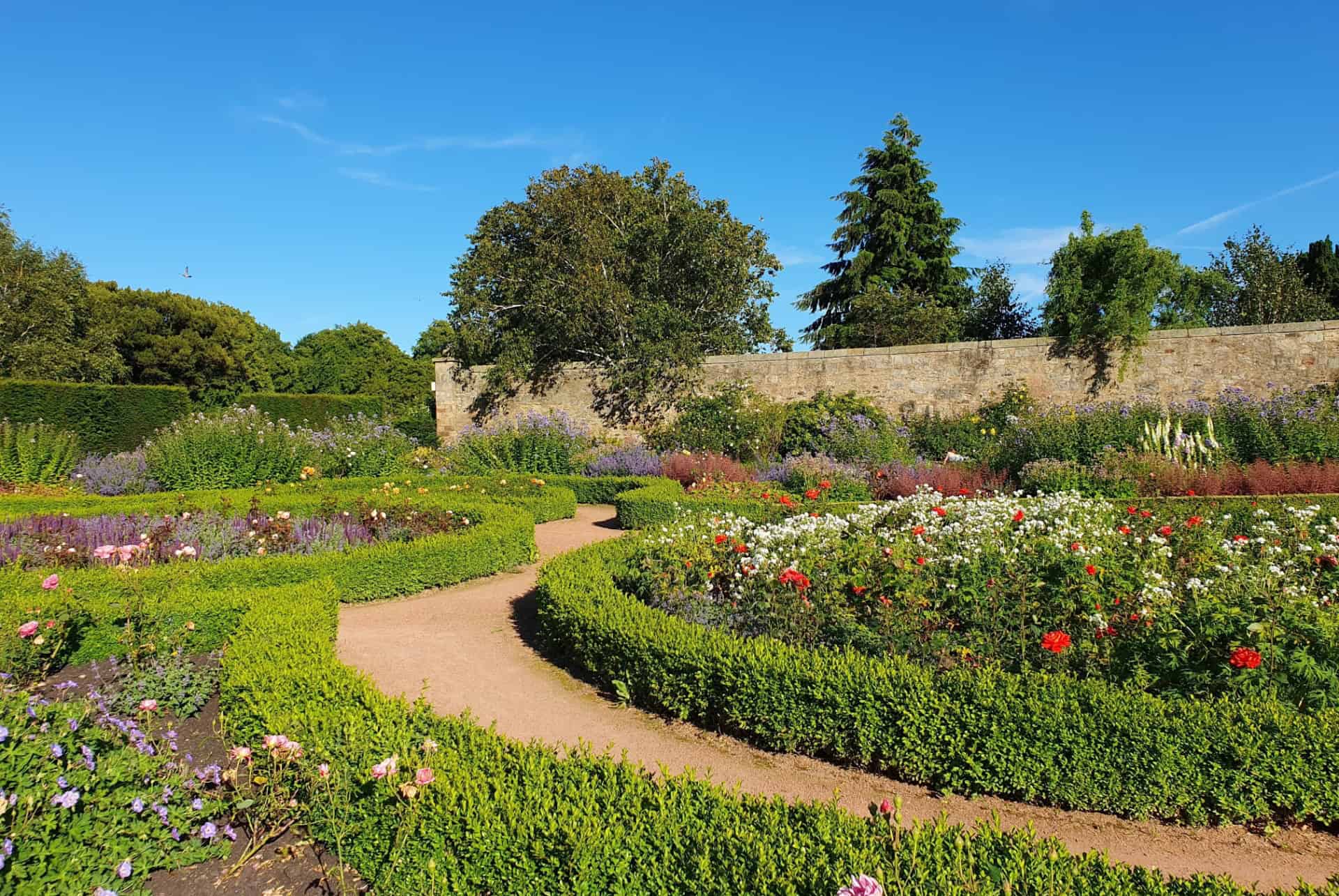 saughton park and gardens edimbourg en juillet