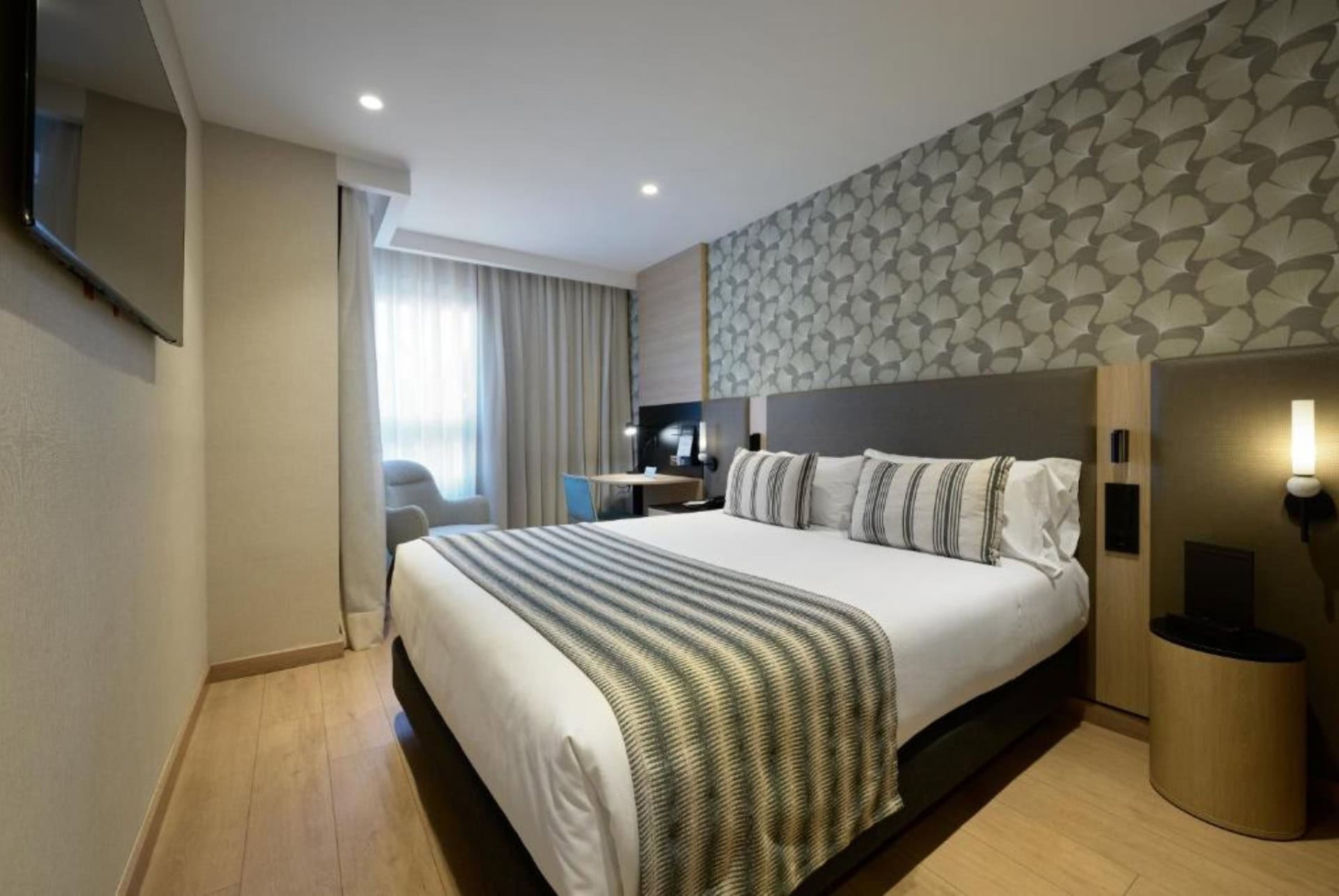 catalonia park guell chambre