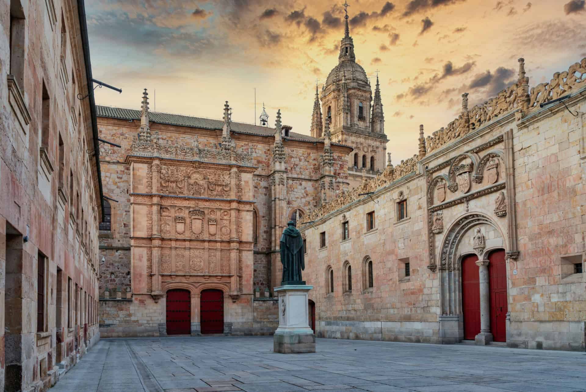 université de salamanque plus belles villes d'espagne